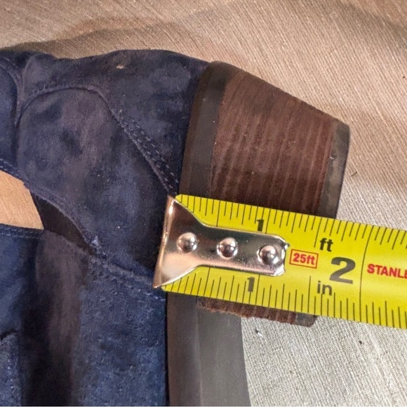 COLE HAAN Sz  10.5B Grand øs Suede Pull On Stacked Heel Almond Toe Ankle Boots - Picture 5 of 11